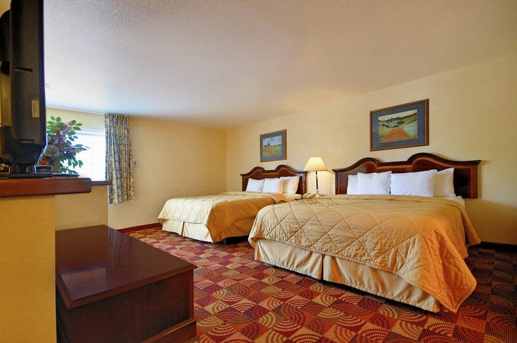 Comfort Suites Red Bluff Near I-5 Zewnętrze zdjęcie