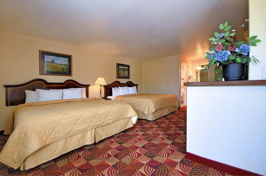 Comfort Suites Red Bluff Near I-5 Zewnętrze zdjęcie