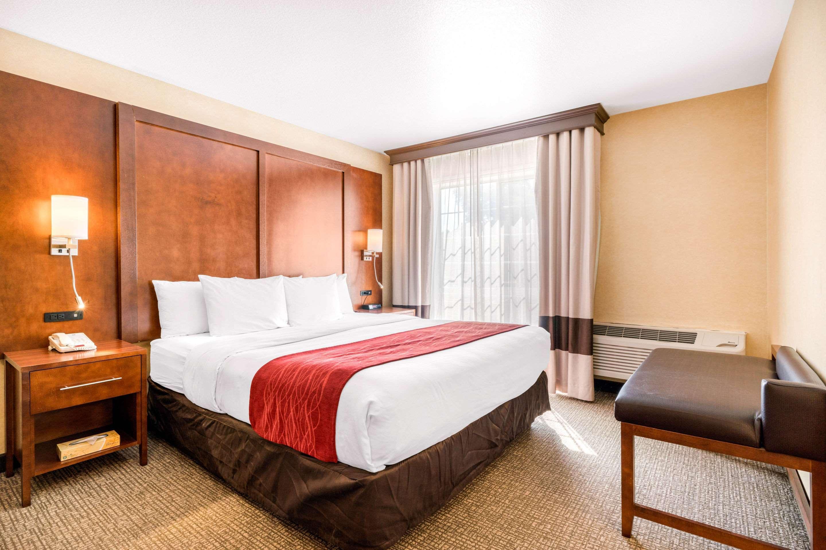 Comfort Suites Red Bluff Near I-5 Zewnętrze zdjęcie