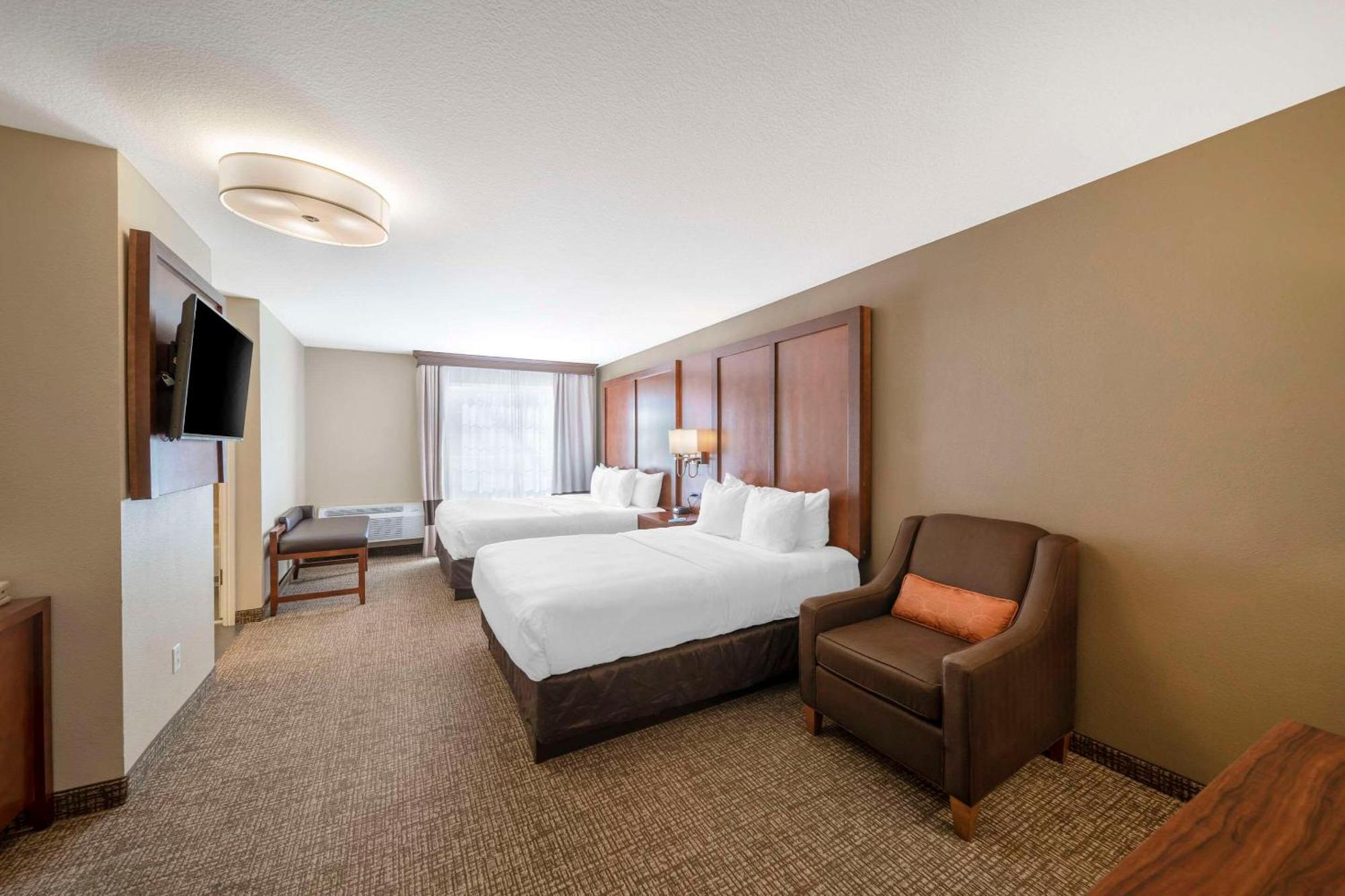 Comfort Suites Red Bluff Near I-5 Zewnętrze zdjęcie