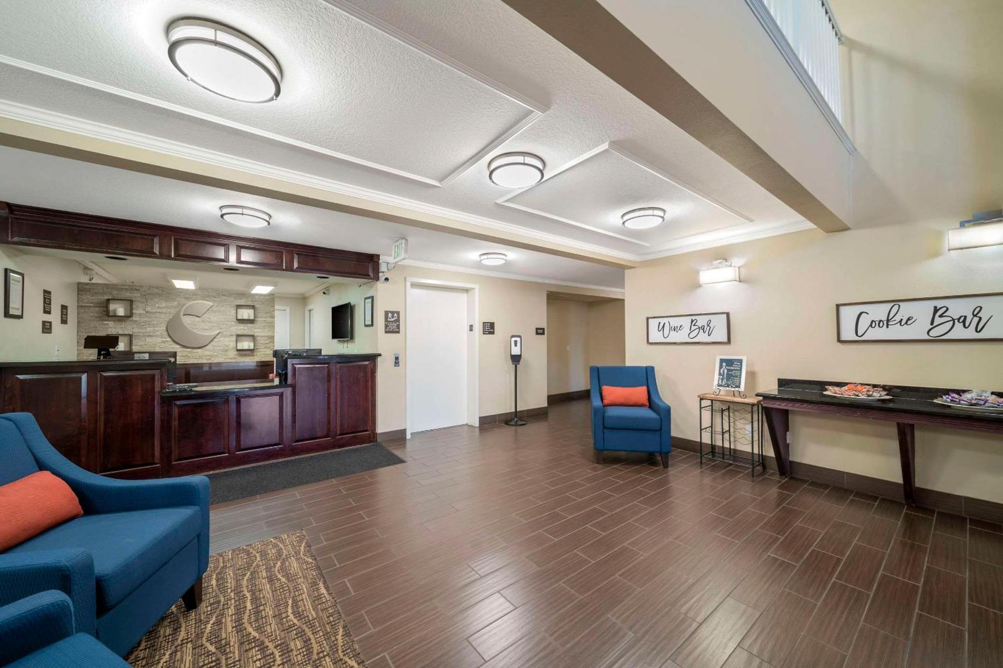 Comfort Suites Red Bluff Near I-5 Zewnętrze zdjęcie