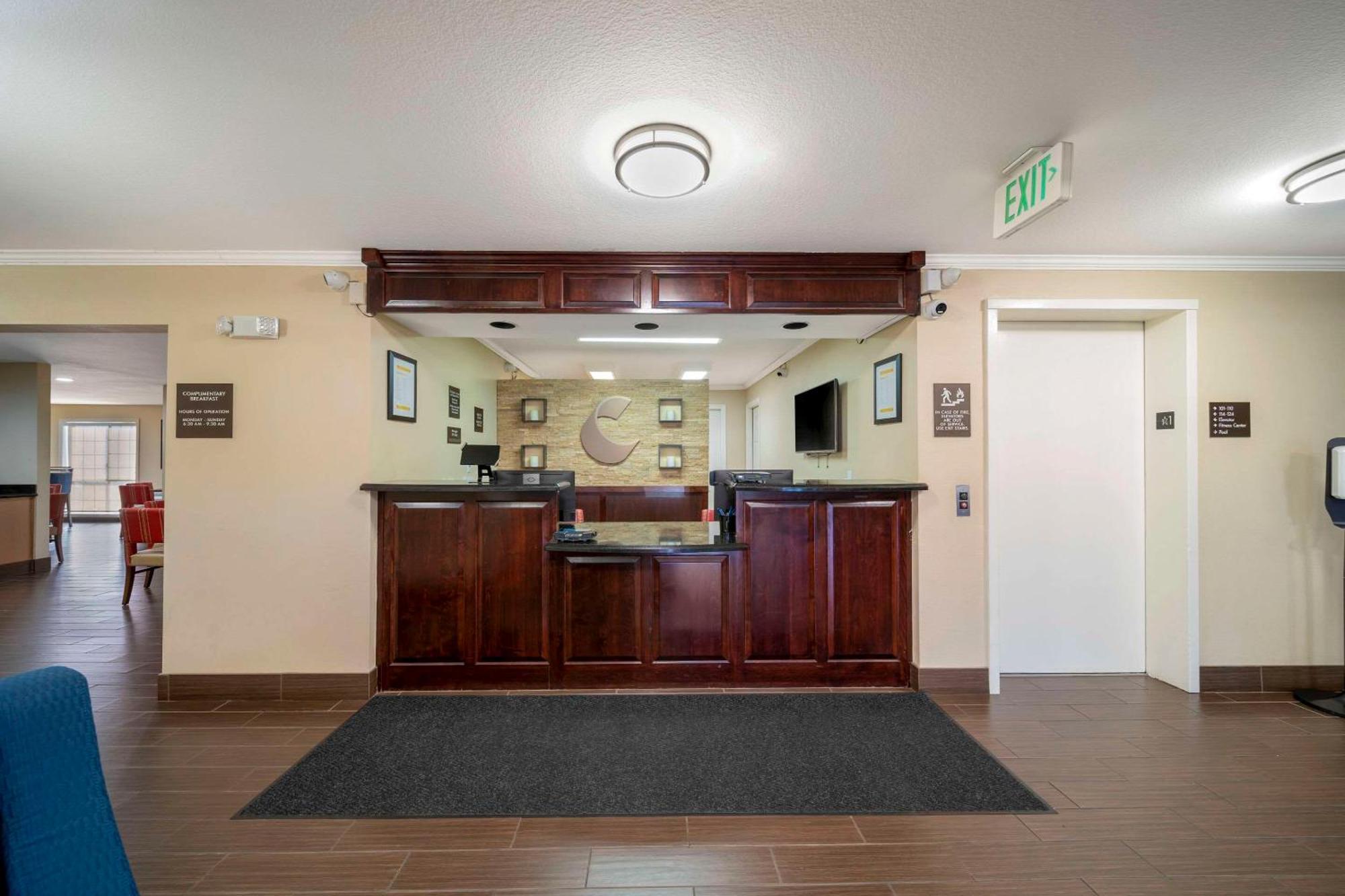 Comfort Suites Red Bluff Near I-5 Zewnętrze zdjęcie